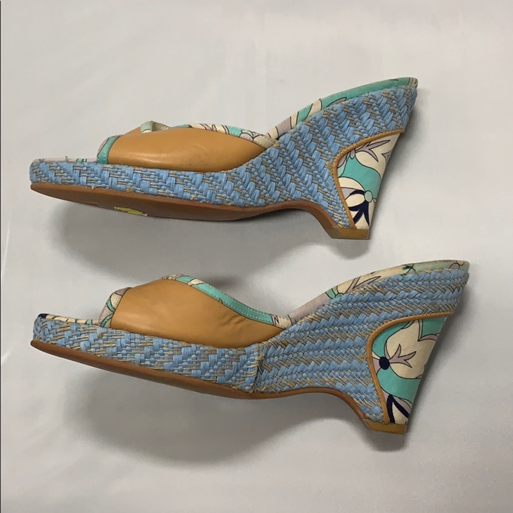 EMILIO PUCCI floral wedge sandals. Barely worn